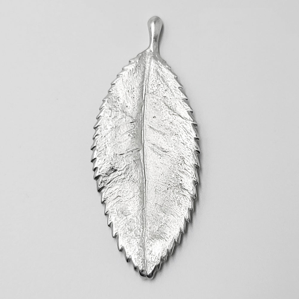 [TITASY] Pewter Chopstick Rest, Spoon Rest, Knife Rest – Tea Leaf (CR-02T)