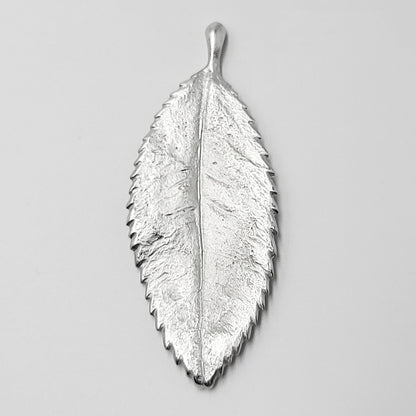[TITASY] Pewter Chopstick Rest, Spoon Rest, Knife Rest – Tea Leaf (CR-02T)